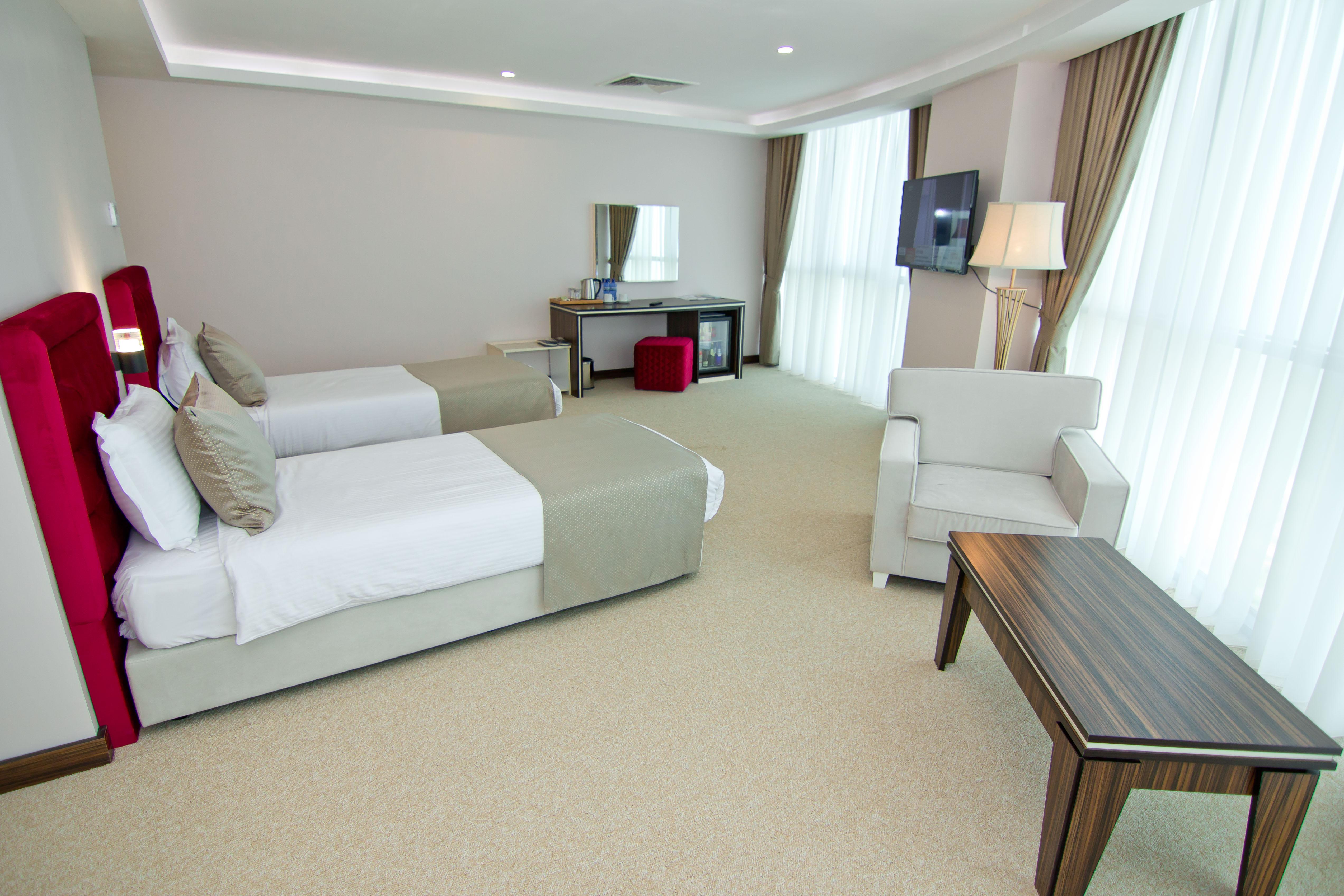 Sky Tower Hotel Batumi Exterior foto A room at the hotel