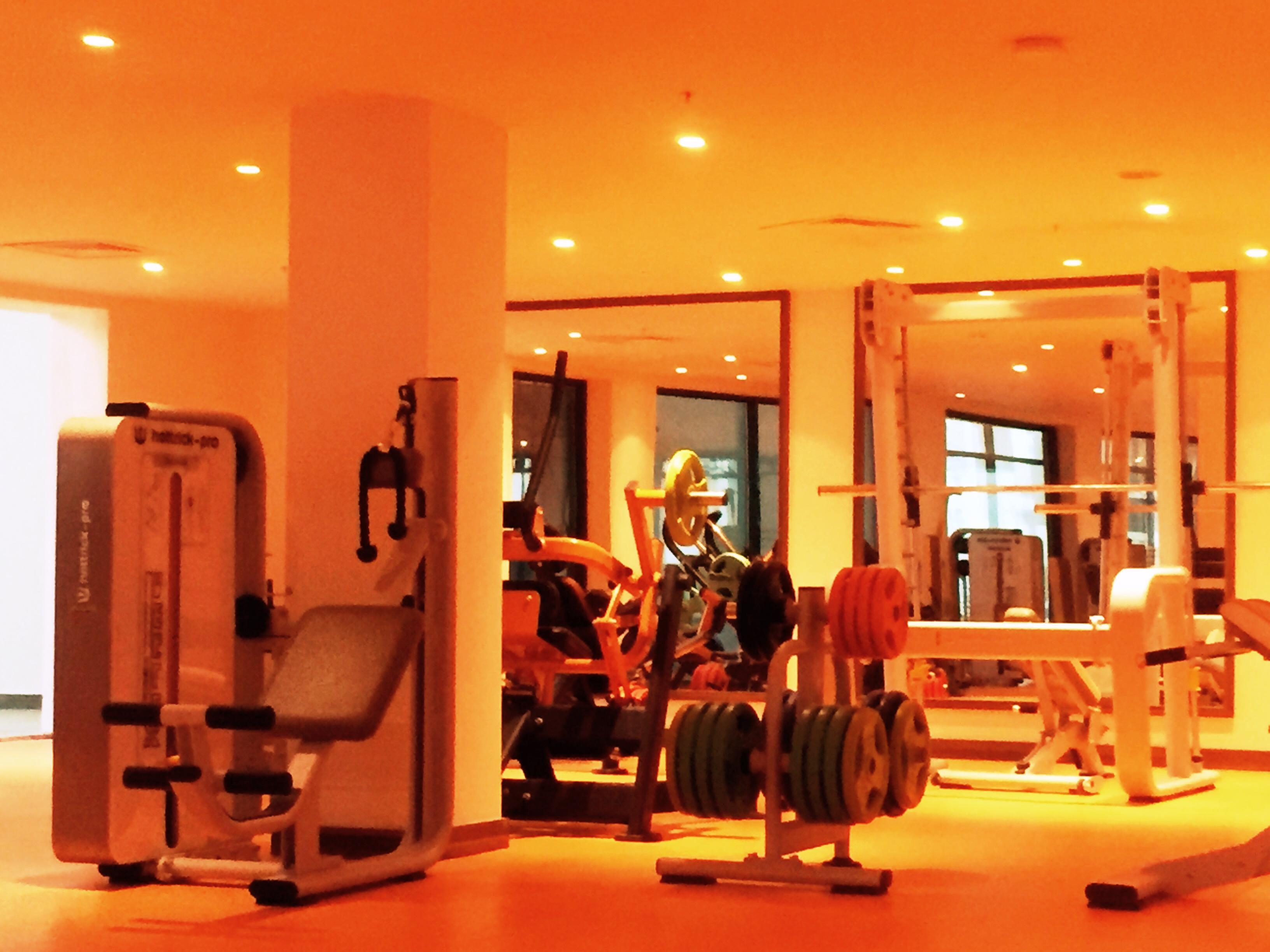 Sky Tower Hotel Batumi Exterior foto The gym at the hotel