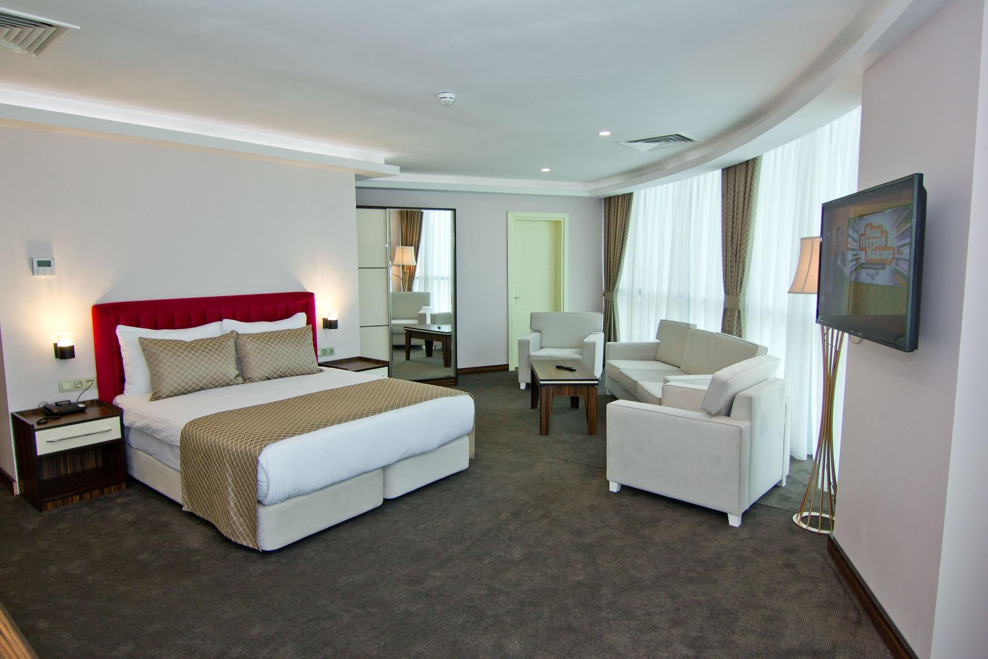 Sky Tower Hotel Batumi Exterior foto Suite