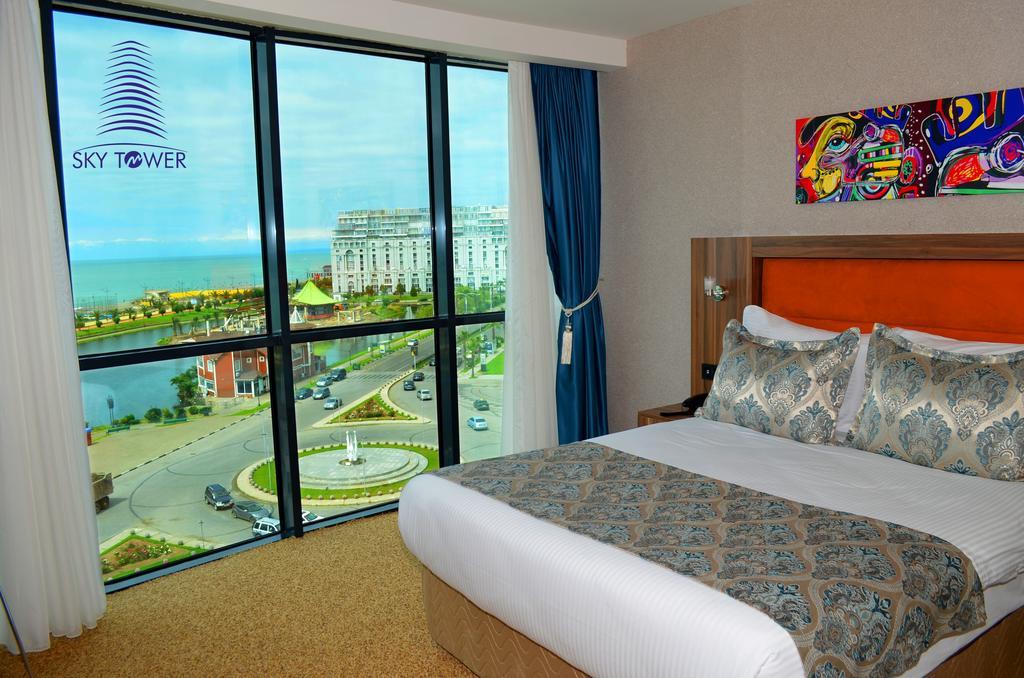 Sky Tower Hotel Batumi Exterior foto Sky Tower Hotel